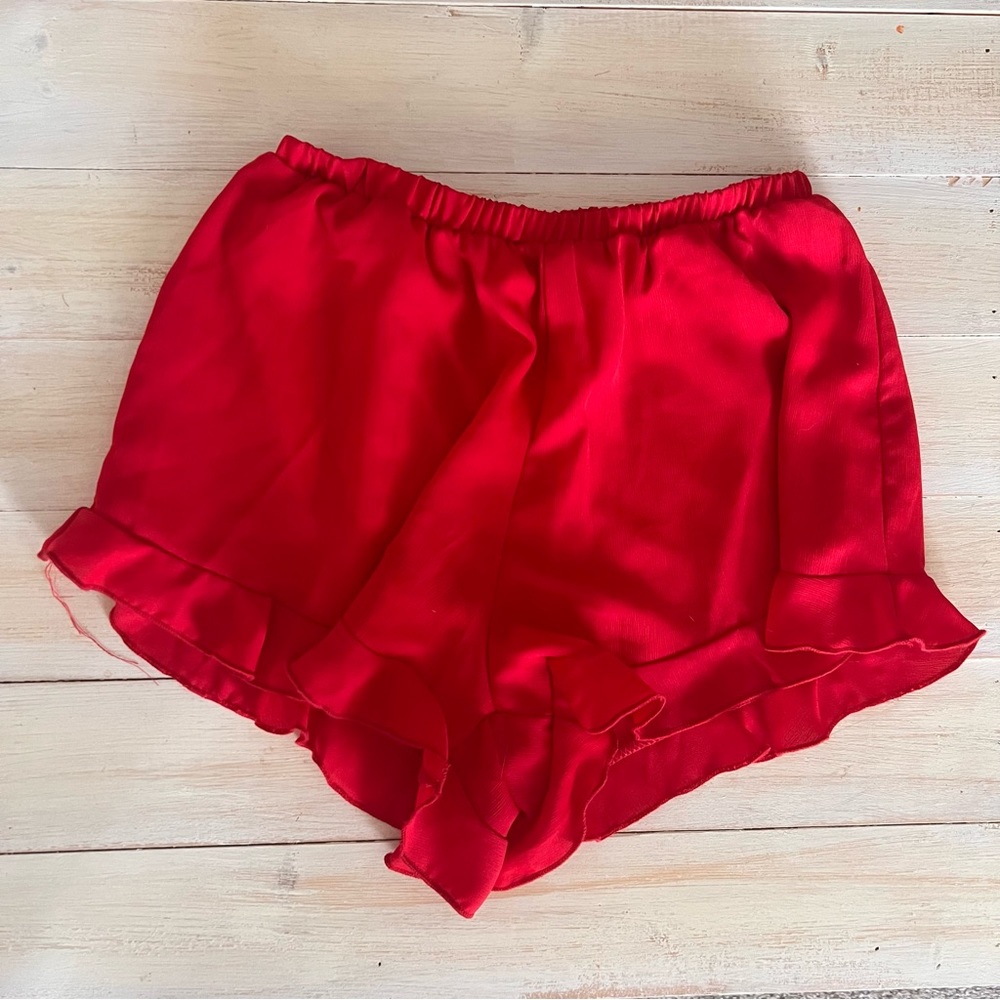 Peach Love Red Shorts